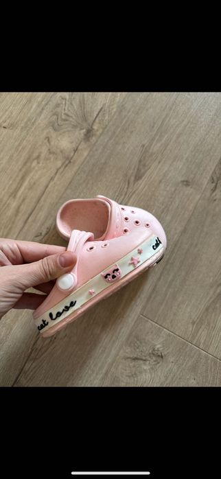 Шлепки, кроксы 24 размер