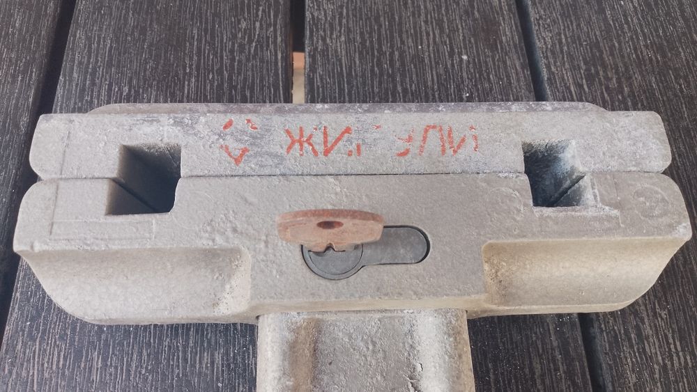 Оригинална заключалка за педали за лада и жигули