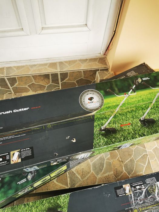 Motocoasa trimmer parkside performance 40v pe doua baterii nouă în cutie