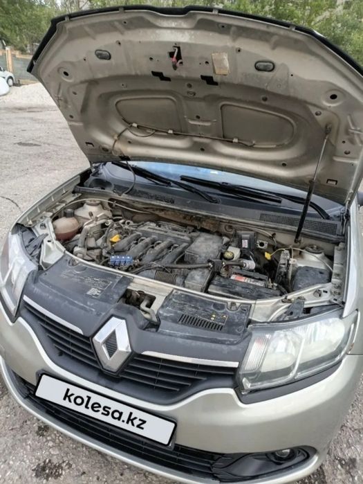 Рено логан 2. Renault Logan 2 2014 газ бензин.