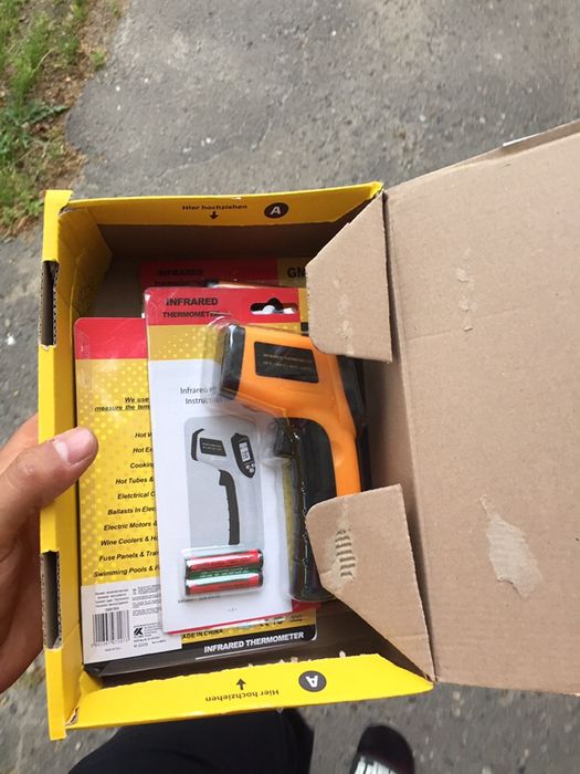 Термометр бесконтактный инфракрасный