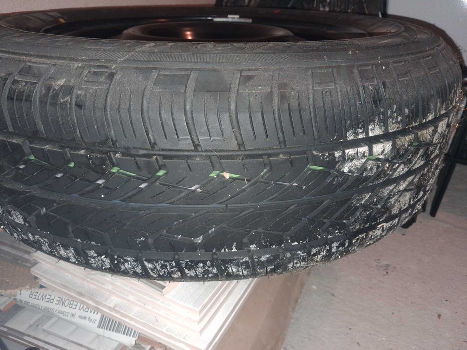 Резерна гума тип патерица за субару