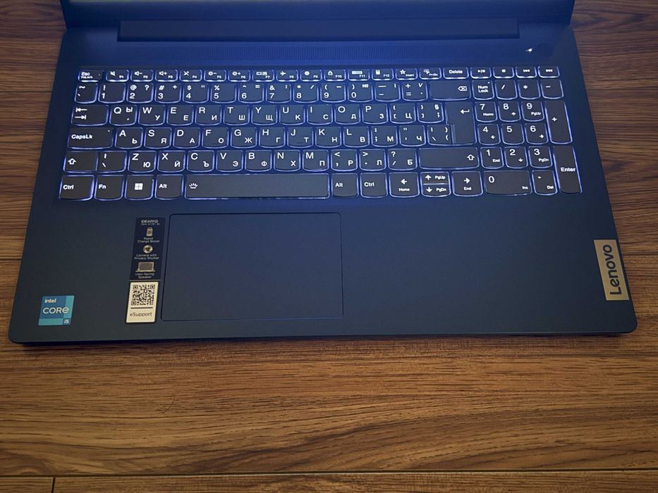 15.6 Lenovo Slim 3`Core i5-12450H/16GB DDR5/512GB NVMe/Full HD IPS/Подсветка/Бат 8ч