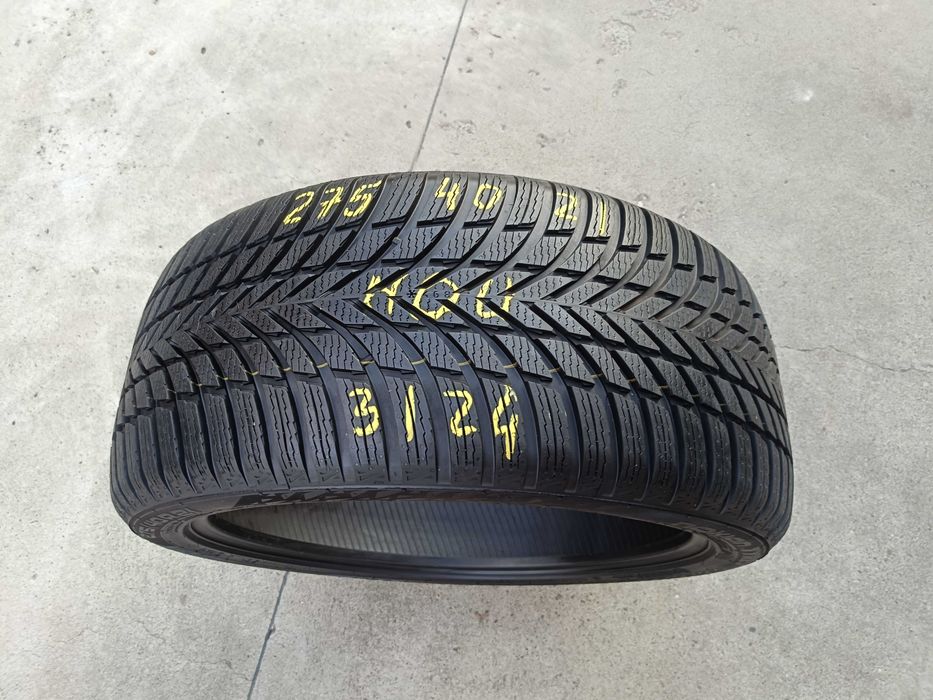 O anvelopa noua de iarna 275 40 21 nokian tires snowproof 2