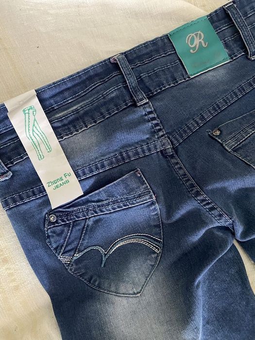 Дънки с ниска талия