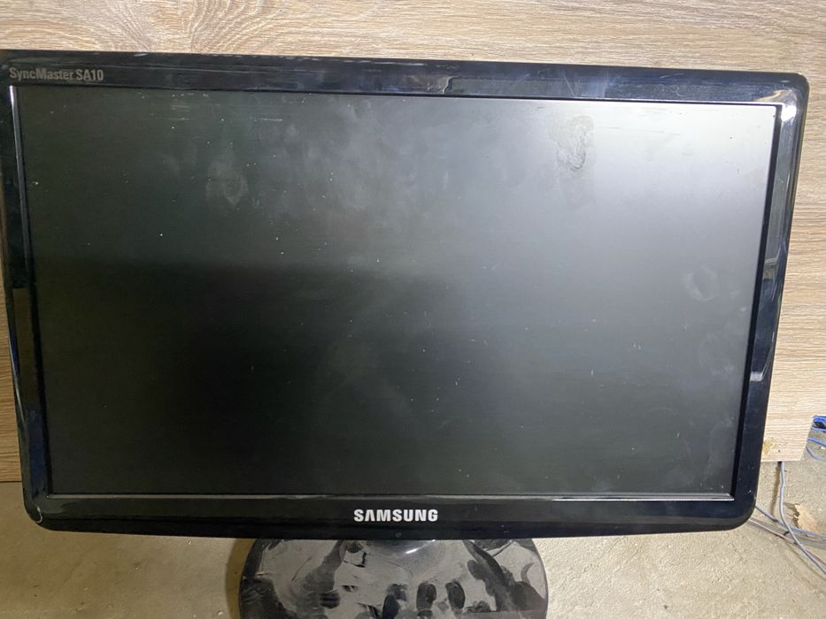 Монитор 19, 20 дюймов