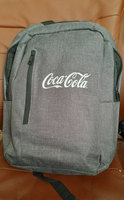 Сива лап-топ раница