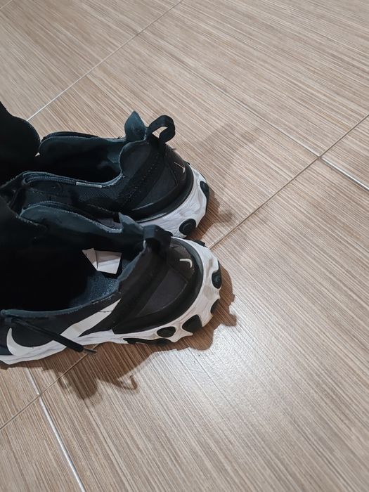 Nike  React  N:41