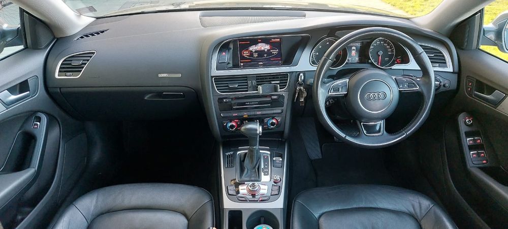 Audi A5 din 2014 2.0 TDI Automată 8+1 Volan pe dreapta Anglia