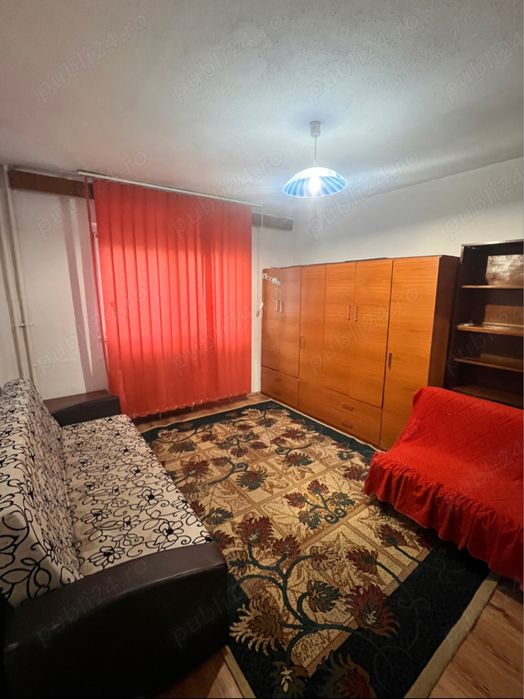 Închiriez Apartament