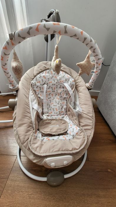 Електрическа люлка-шезлонг Chipolino - Парадайз, бежова панделка