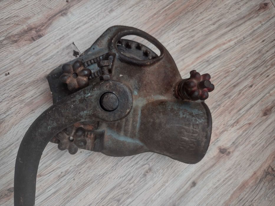 Ръчна роначка за царевица