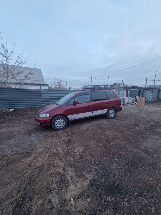 Продам машину Honda odyssey