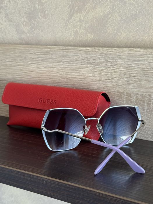 Гаранция* Дамски слънчеви очила GUESS /Пълен комплект/