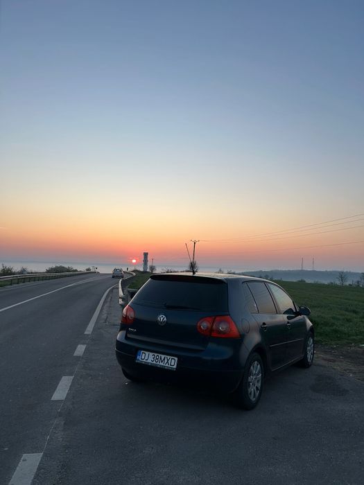 Vând vw Golf 5 in stare bună