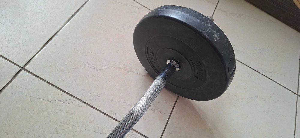 Крив лост за фитнес