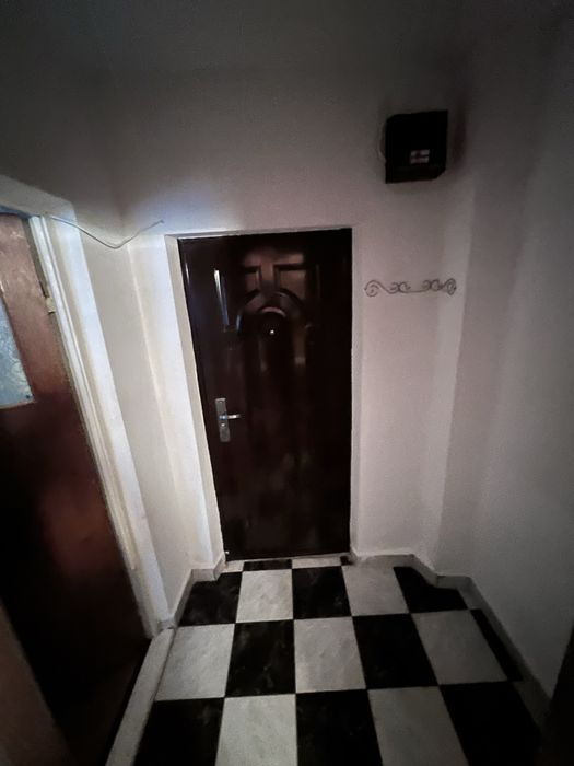 Inchiriez Garsoniera