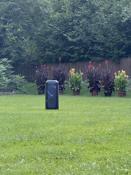 JBL De Închiriat , 710 partybox , Atmosfera Perfectă