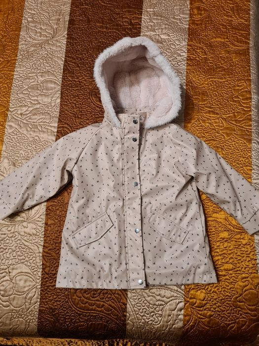 De vânzare geacă fetiță