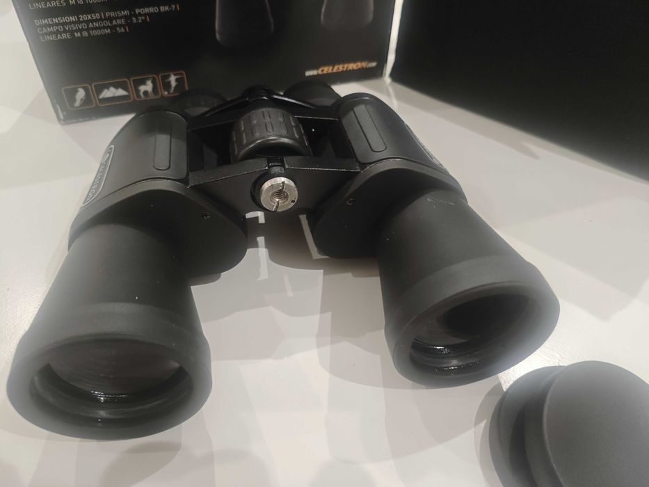 Бинокъл Celestron UpClose G2 20x50