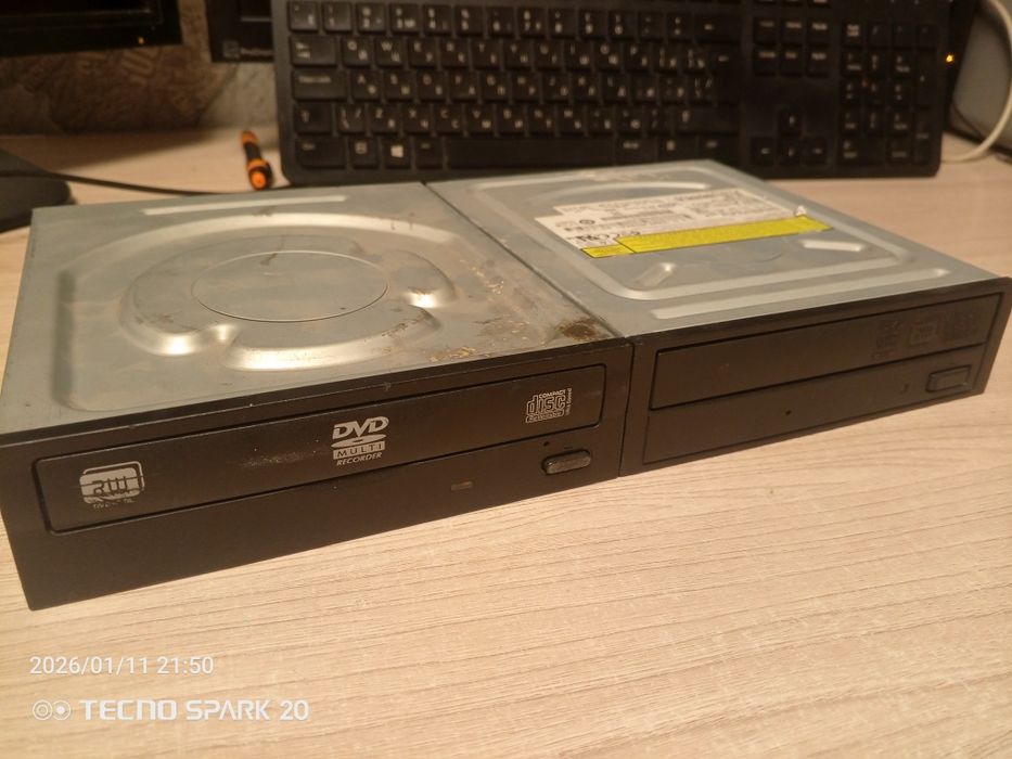 Продаю dvd multi recorder Б/У