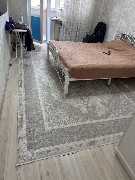 Ковры б/у разных размеров (5/2, 4/3, 4/2.5)