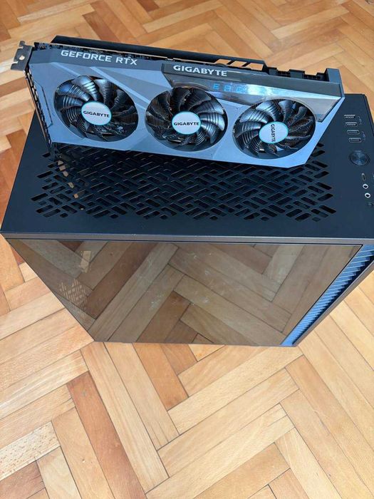 Pachet PC – Fractal Design Define 7 Compact TG + Arctic Liquid Freezer III Pro 240 + Gigabyte P750GM 750W Gold
