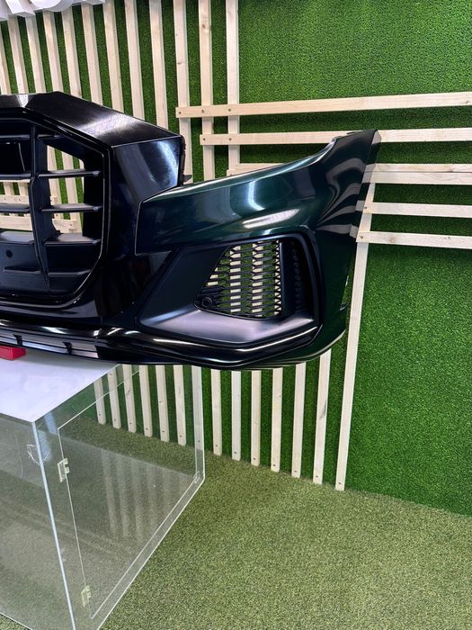 Bara fata Audi Q8 S-line Completa