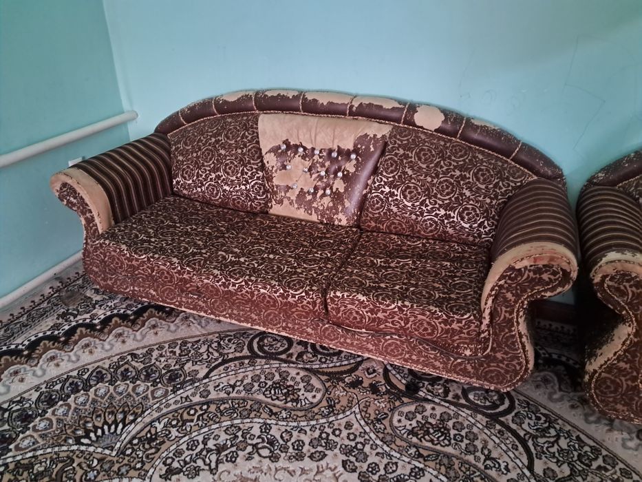 Диван два кресло Срочно