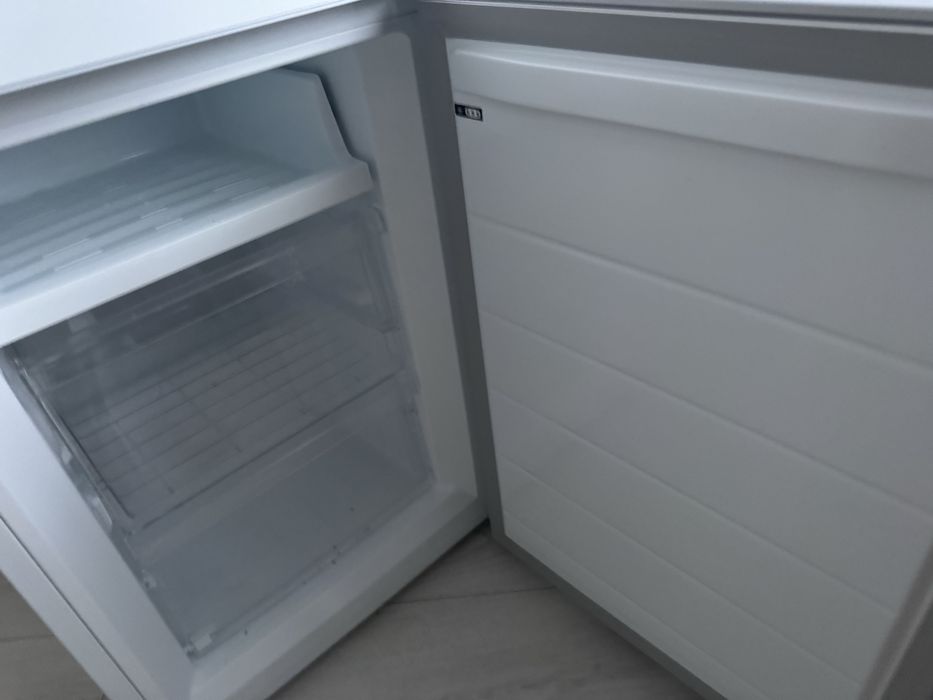 Холодильник AVA BFDF-180MW 160см