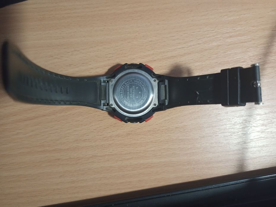 Часы наручные продаю