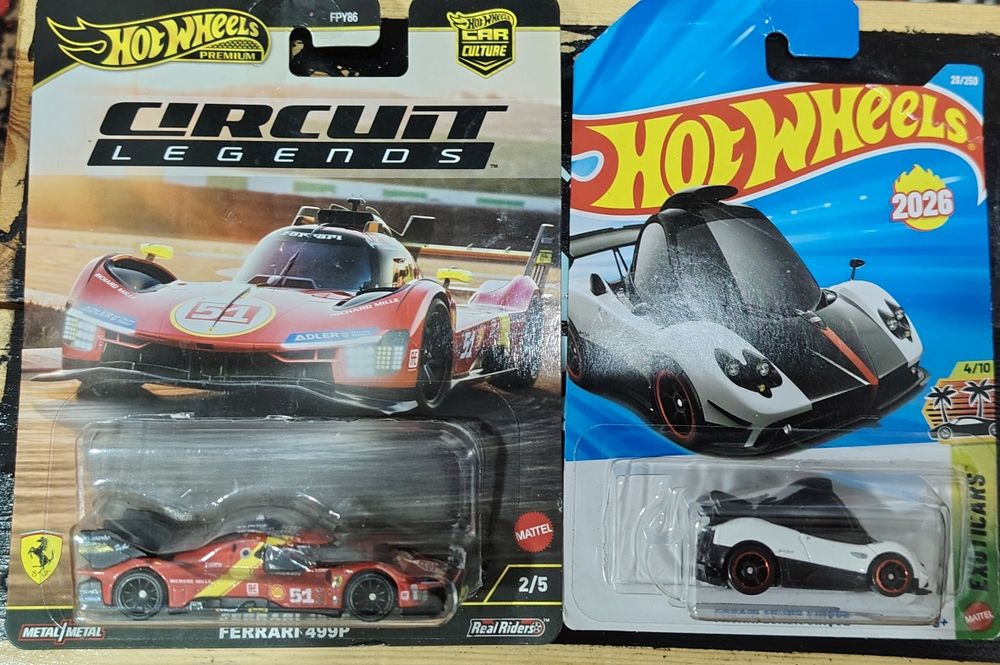 Продам Hot Wheels Premium Ferrari 499p и mainline pagani zonda