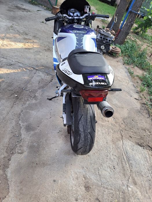 Piese suzuki gsxr k1 750