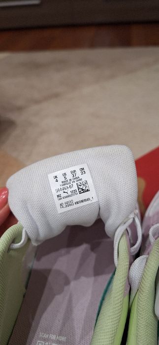 Sneakersi Puma 37 purtați o singura data