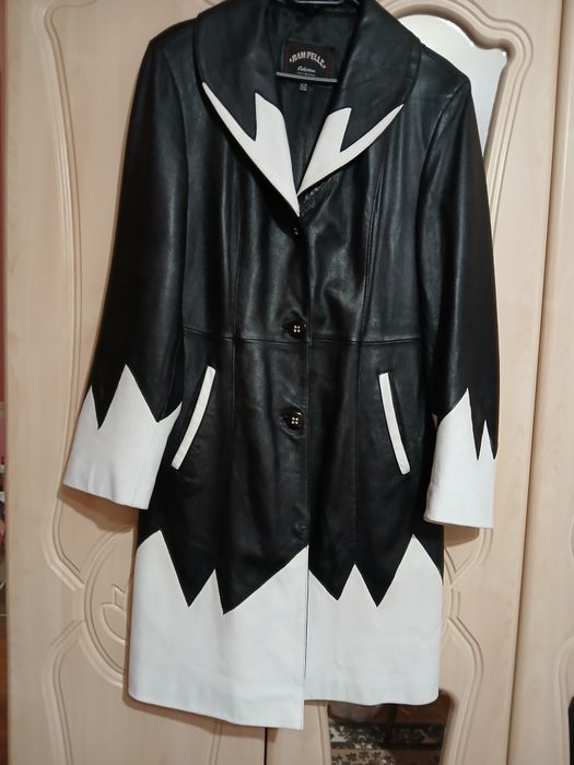 Haina din piele naturală, moale alb și negru