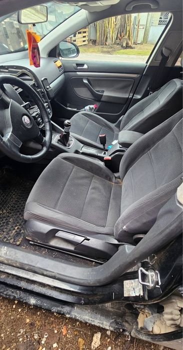 Golf 5 variant на части 2.0 дизел CBD