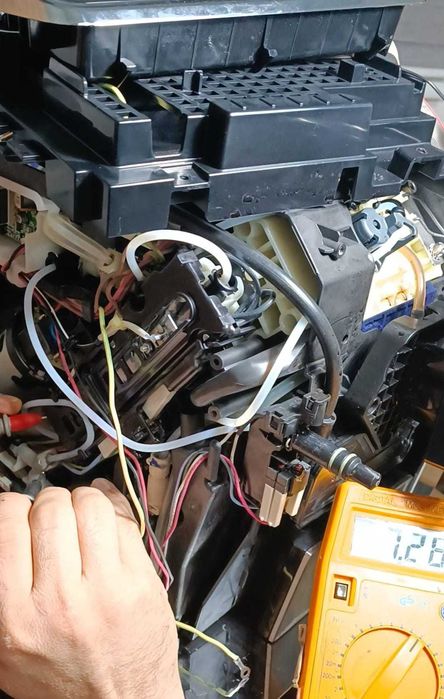Reparatii cafetiere, cuptoare electrice, mașini uscat rufe și  spalat vase