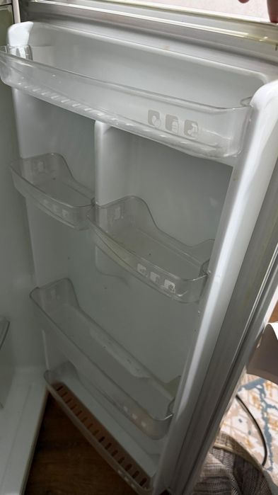 Холодильник Daewoo