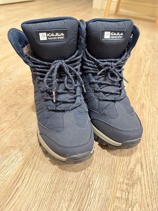 Зииние ботинки 37 и 38 размер