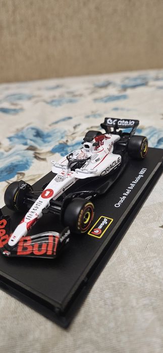 NOU!!! 2025 Macheta F1 Red Bull RB21, pilot Max Verstappen.
