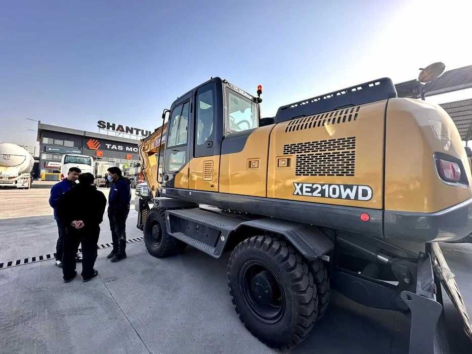 Экскаватор колесный XCMG XE210WD  в (Ташкенте) 1 куб
