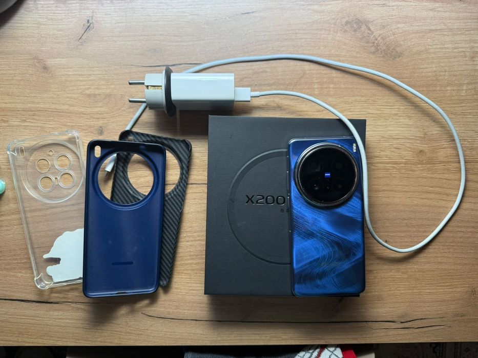 Vivo x200 pro 256/12 CHN/китайское
