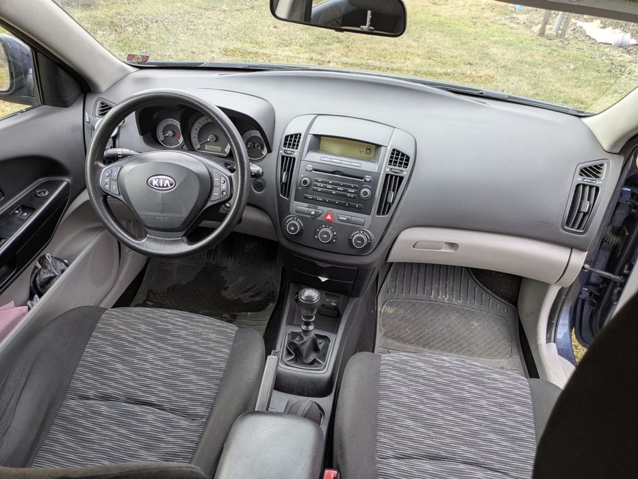 Kia Ceed 2008 1.4 benzină