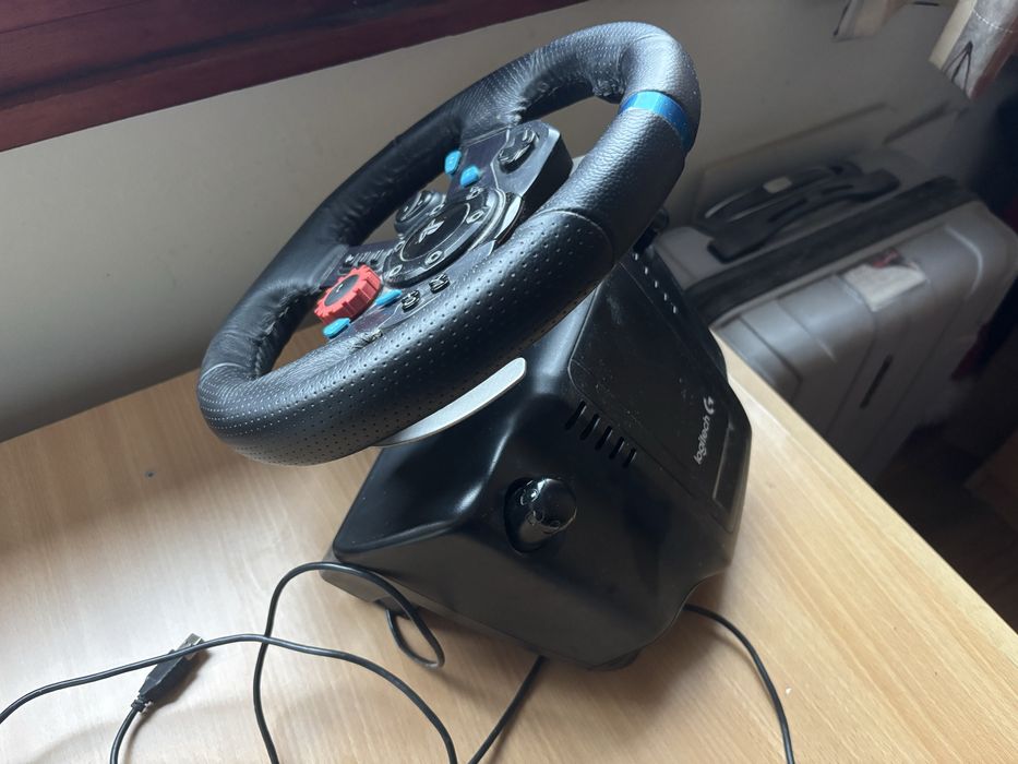 Logitech G29 Racing Wheel