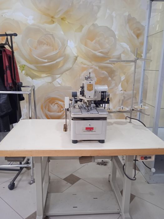 Продам петельную машинку