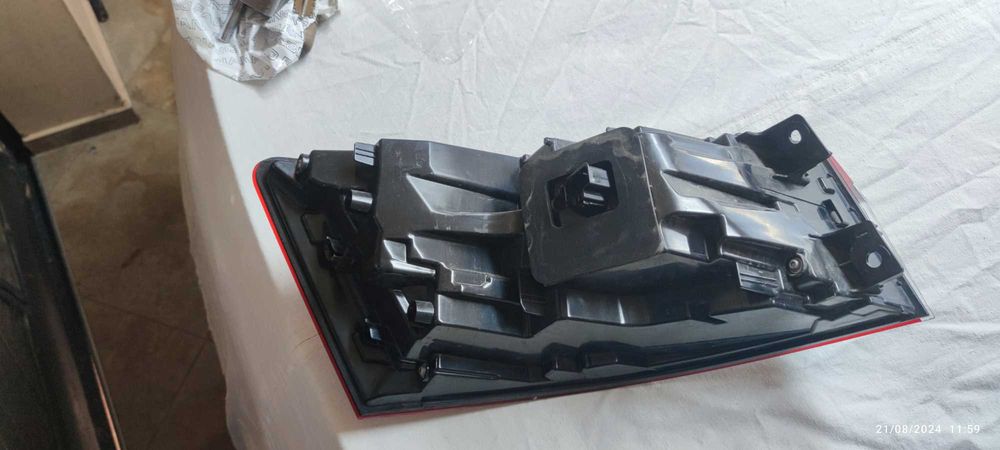 заден десен стоп за Супърб L&K -2020г