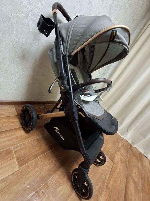 Продам коляску почти новый