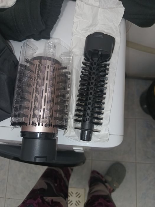 Perie rotativa par