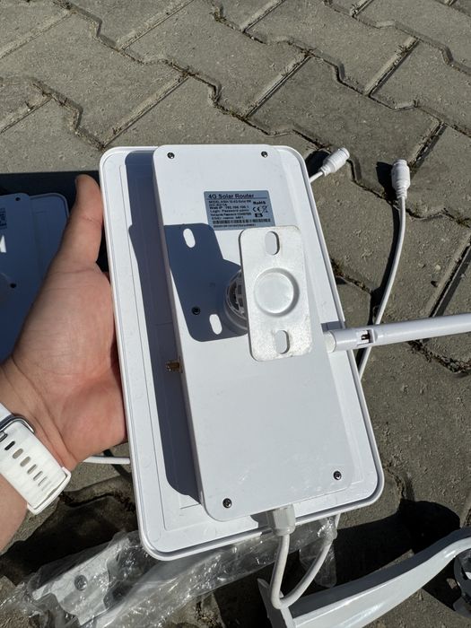 Routere wifi 4g solare 2 buc