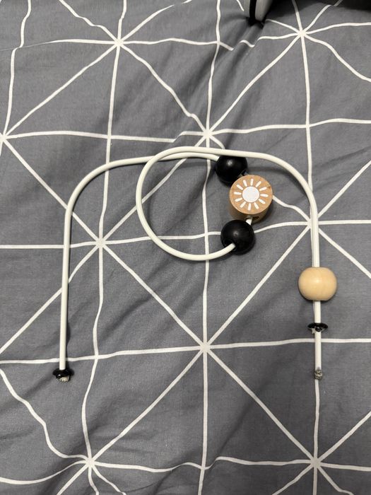 Antemergator din lemn cu activitati